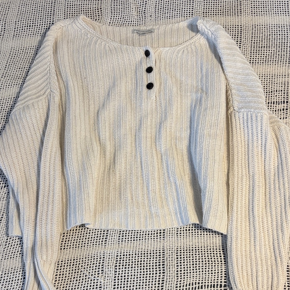 Cozy cropped  cream Knit Sweater